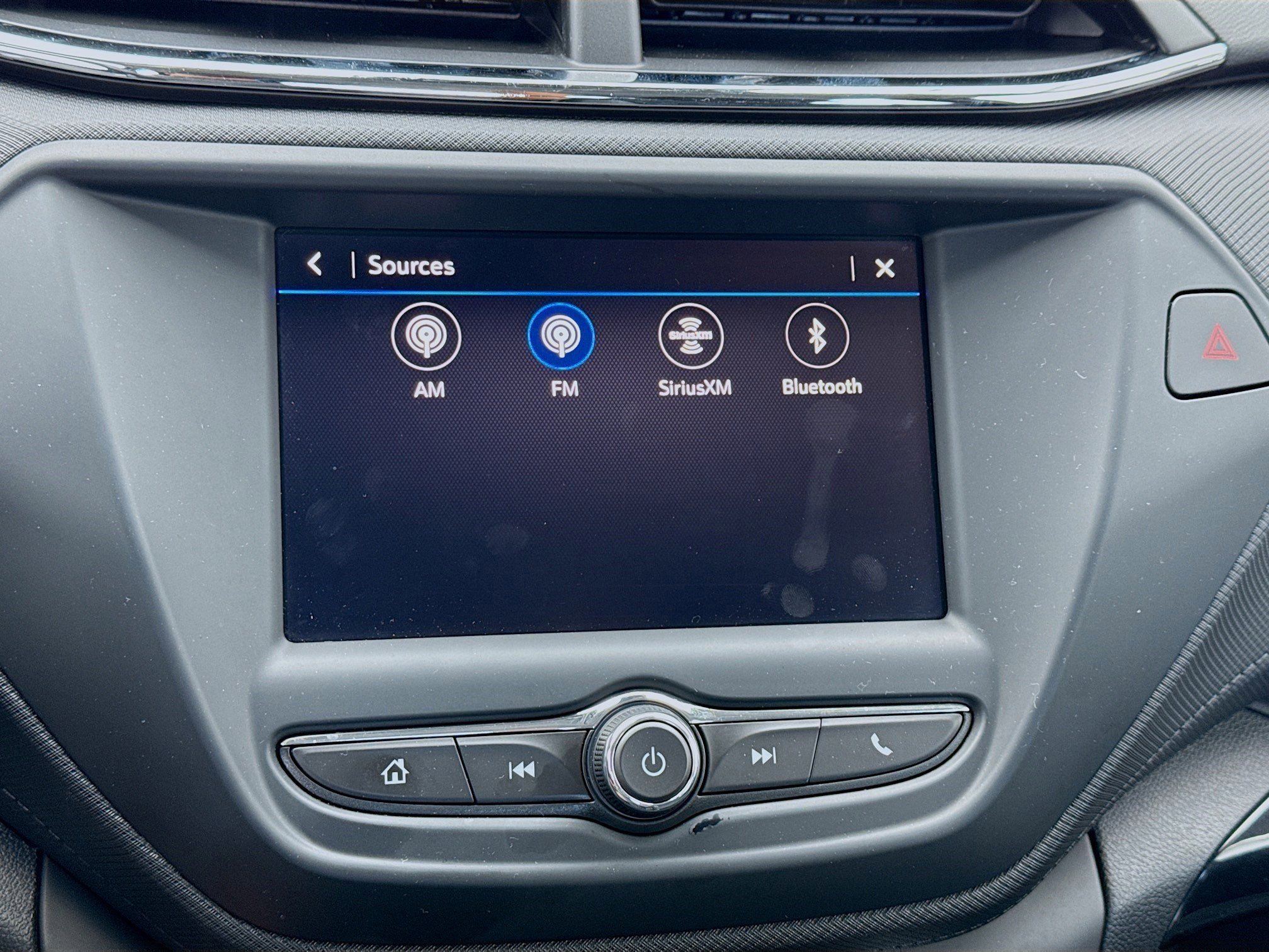 Used 2023 Chevrolet TrailBlazer LS FWD image 11