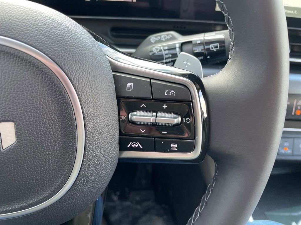 New 2026 Kia Carnival LXS image 25