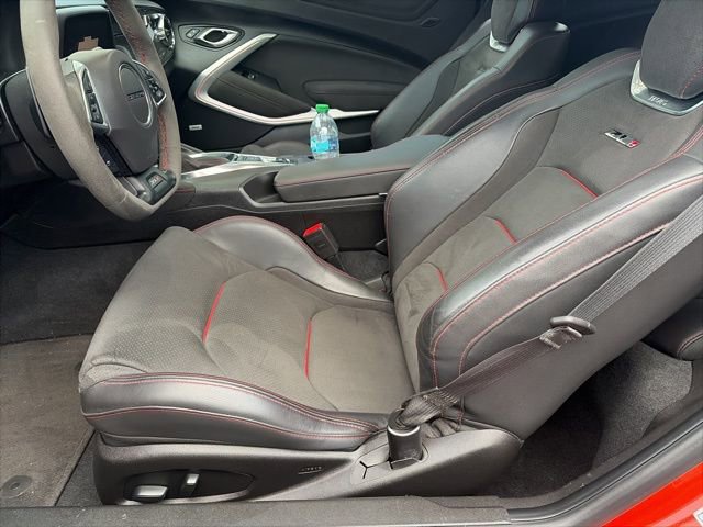 Used 2019 Chevrolet Camaro ZL1 image 4