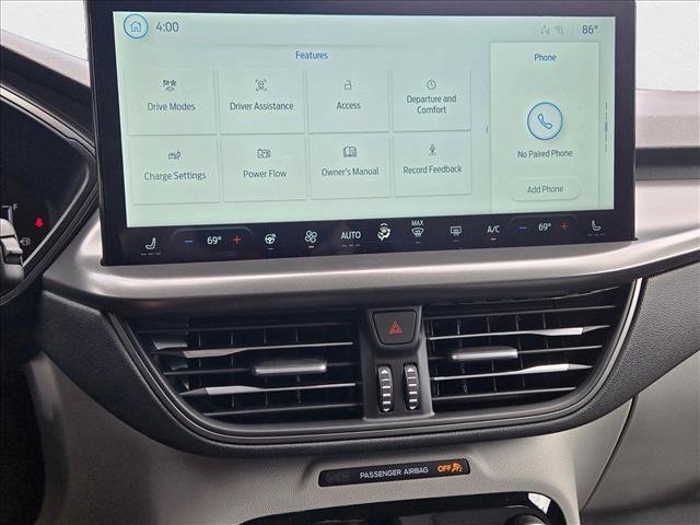 New 2025 Ford Escape SE image 12