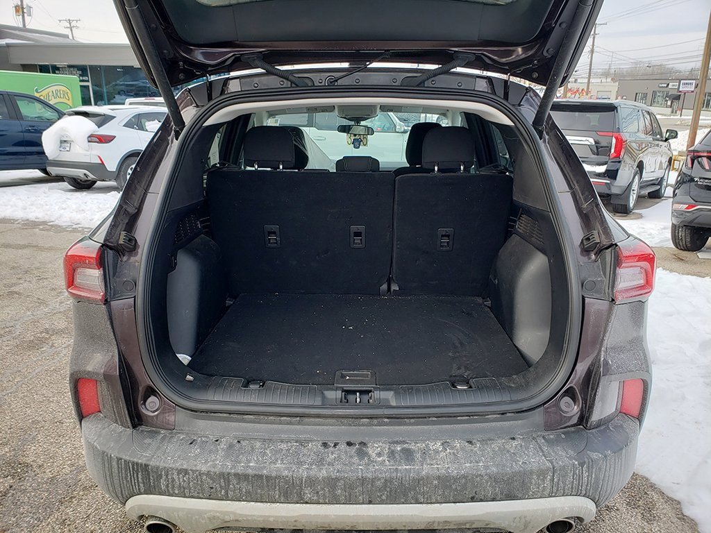 Used 2023 Ford Escape Active image 8