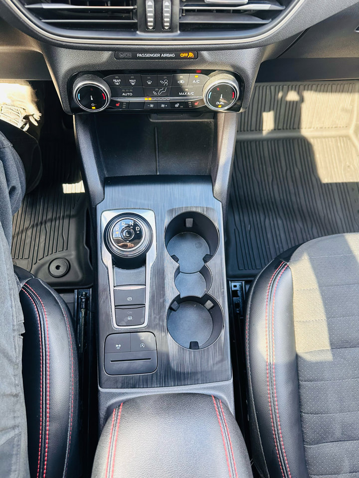 Used 2022 Ford Escape SEL w/ SEL Stealth AWD Package image 26