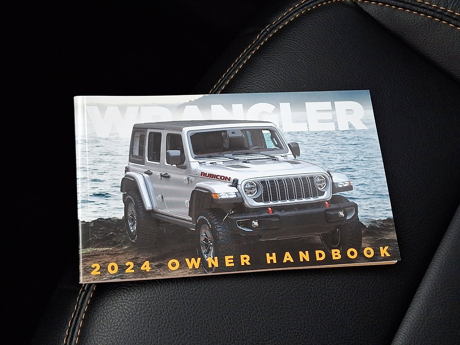 Used 2024 Jeep Wrangler Sahara w/ Safety Group image 26