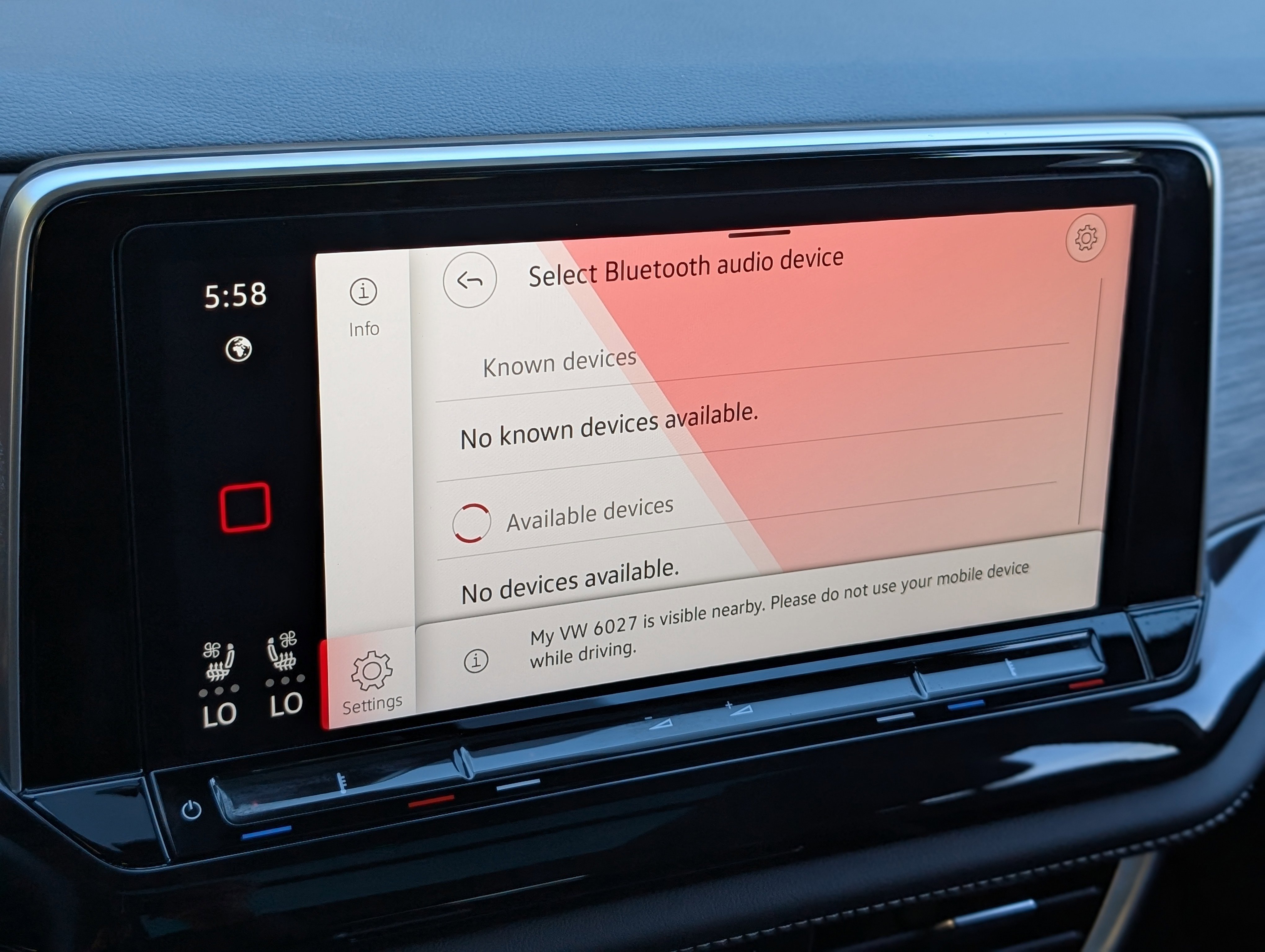 Used 2024 Volkswagen Atlas SEL image 33