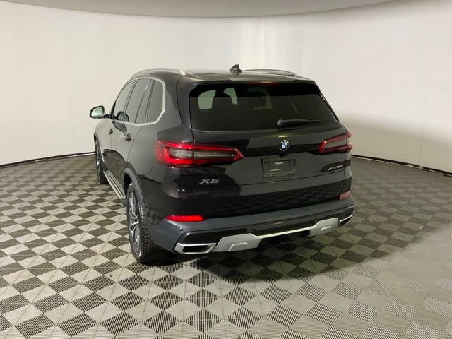 Used 2019 BMW X5 xDrive50i w/ Executive Package AWD/4WD image 9