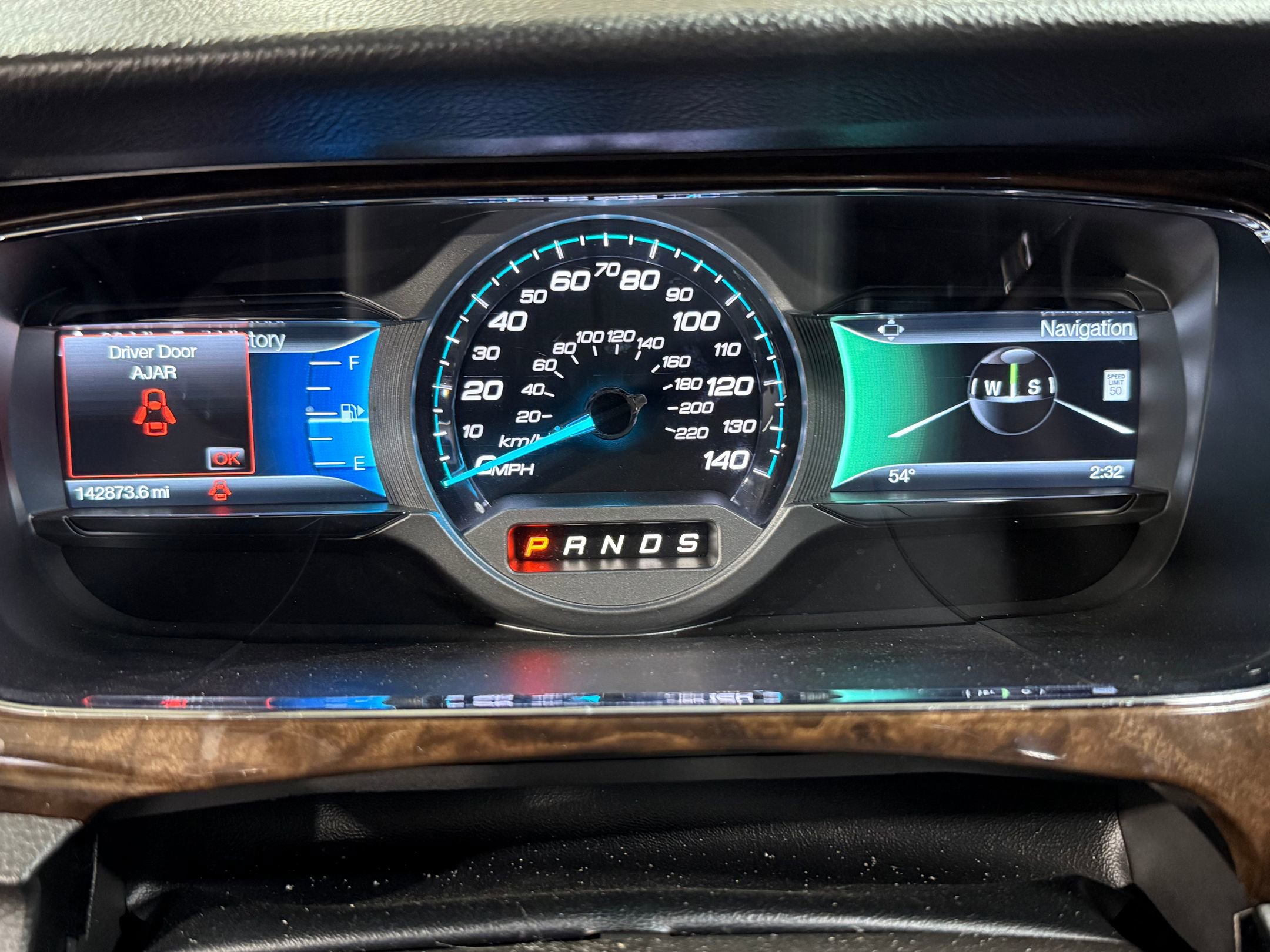 Used 2015 Ford Taurus Limited image 16