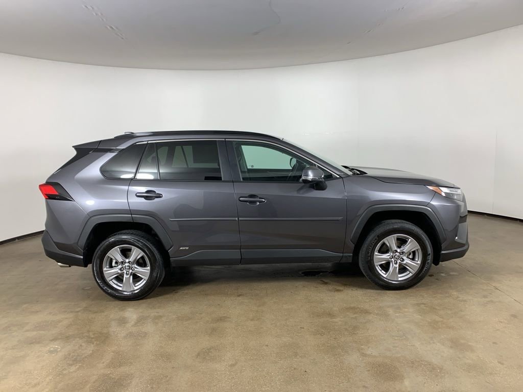 Used 2024 Toyota RAV4 LE image 7