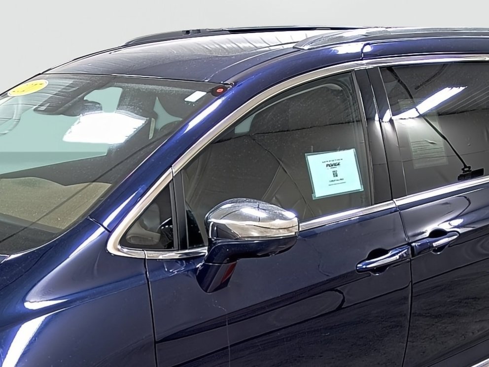 Used 2017 Chrysler Pacifica Limited w/ UConnect Theater Package image 8