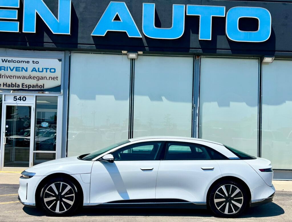Used 2025 Lucid Air Pure RWD image 39