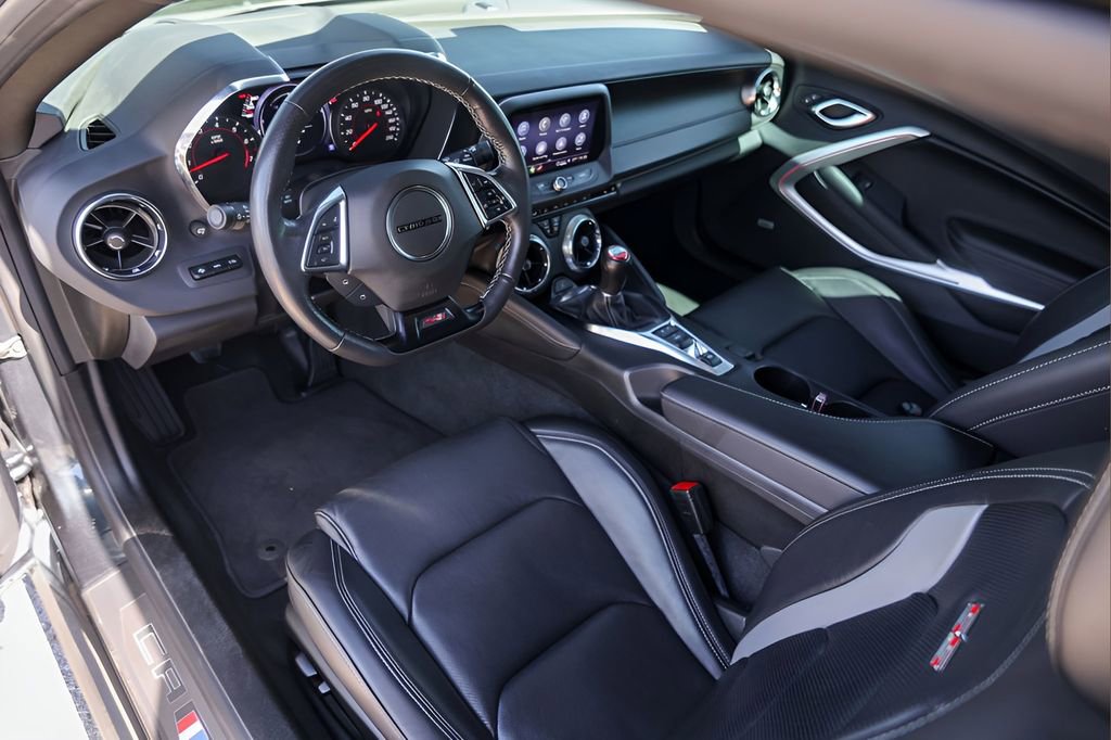 Used 2022 Chevrolet Camaro SS image 10