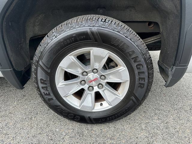 Used 2019 GMC Sierra 1500 SLE w/ SLE Value Package AWD/4WD image 14