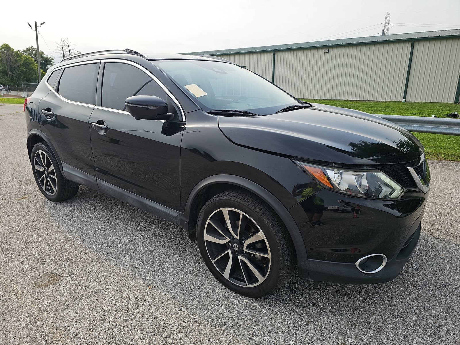 Used 2019 Nissan Rogue Sport SL FWD image 4