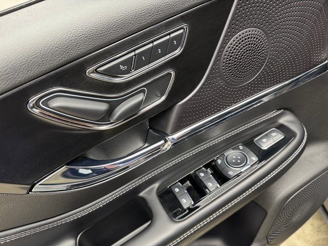 Used 2023 Lincoln Corsair Reserve w/ Equipment Group 201A image 11