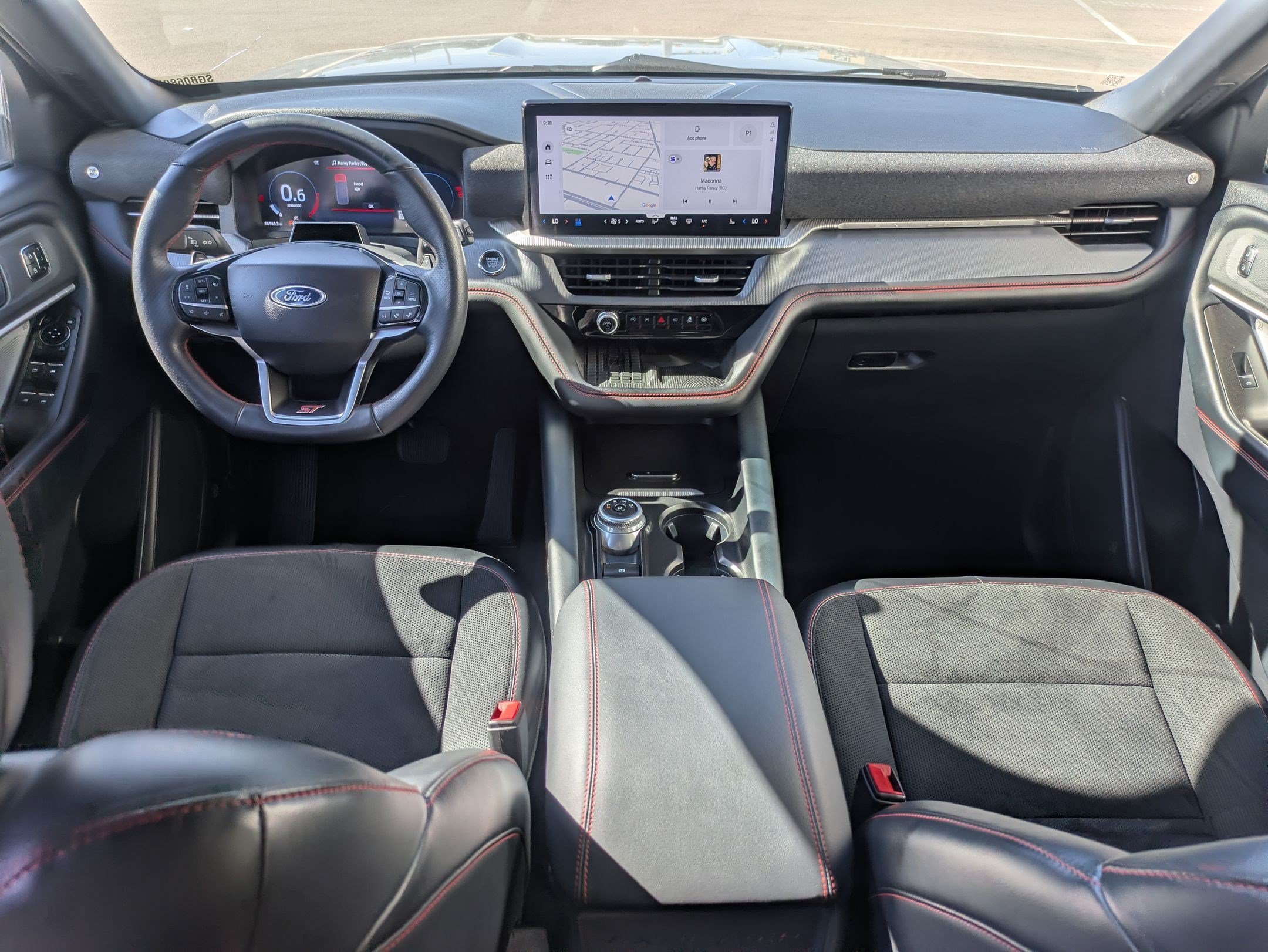 Used 2025 Ford Explorer ST AWD/4WD image 31