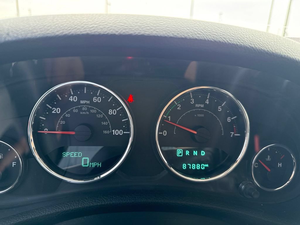 Used 2015 Jeep Wrangler Unlimited Sahara AWD/4WD image 14