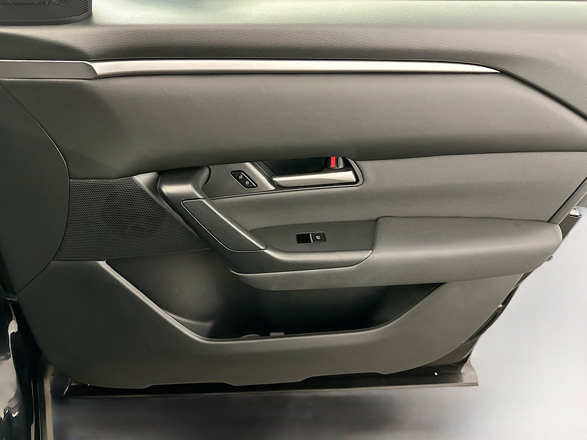 Used 2025 MAZDA CX-50 AWD 2.5 S w/ Preferred Package image 34