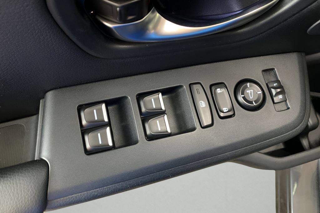 Used 2024 Honda Pilot Touring image 12