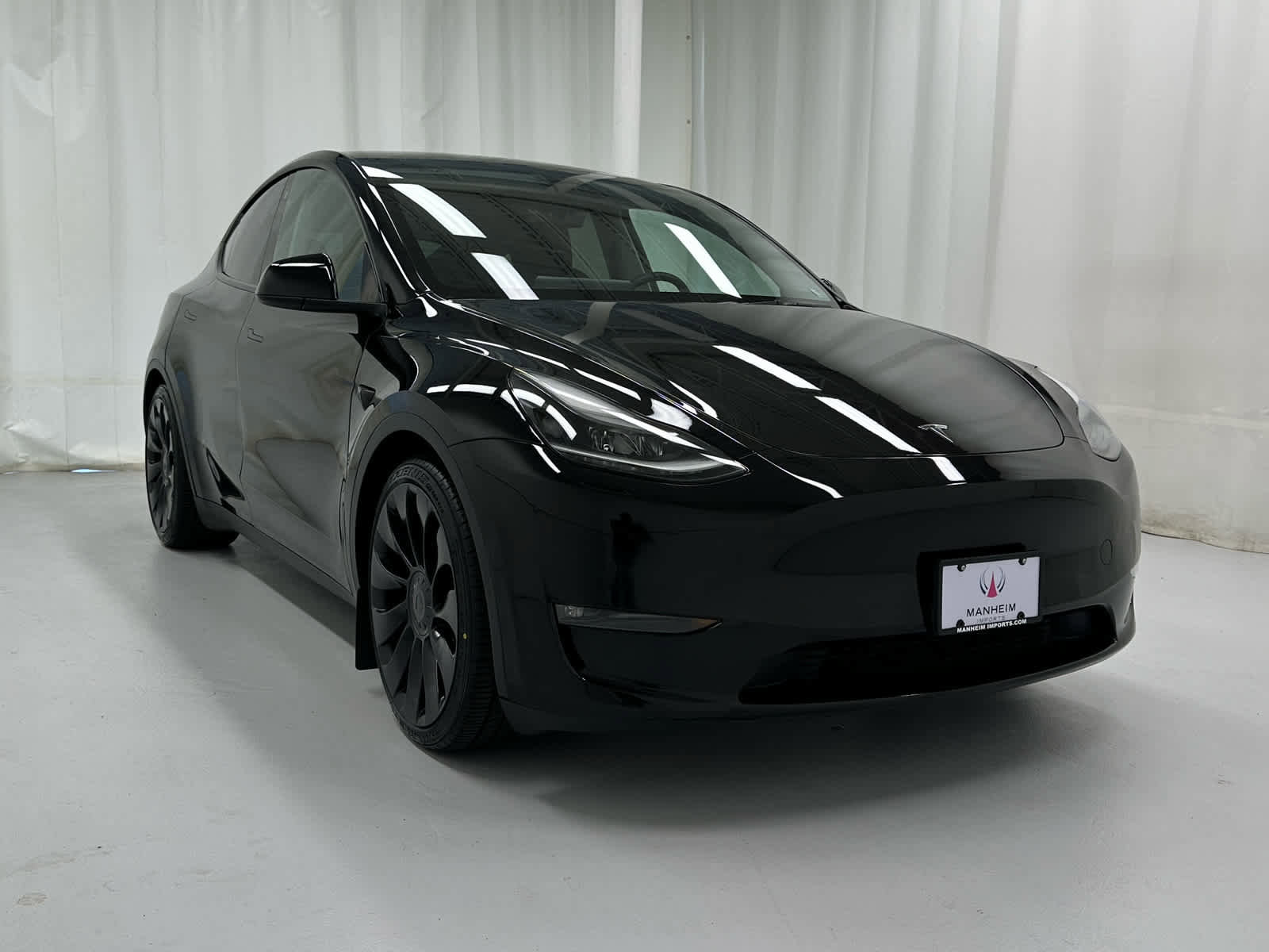 Used 2022 Tesla Model Y Performance image 1