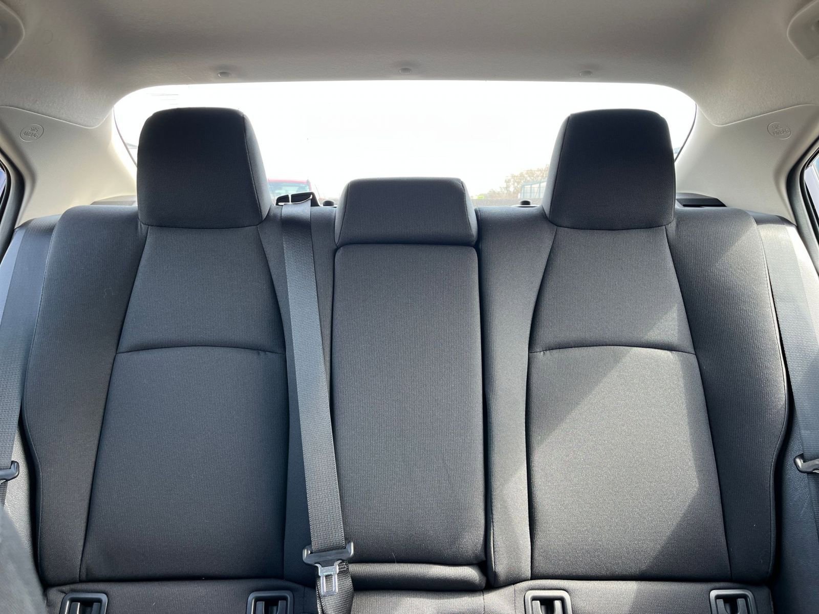 Used 2025 Toyota Corolla LE image 37