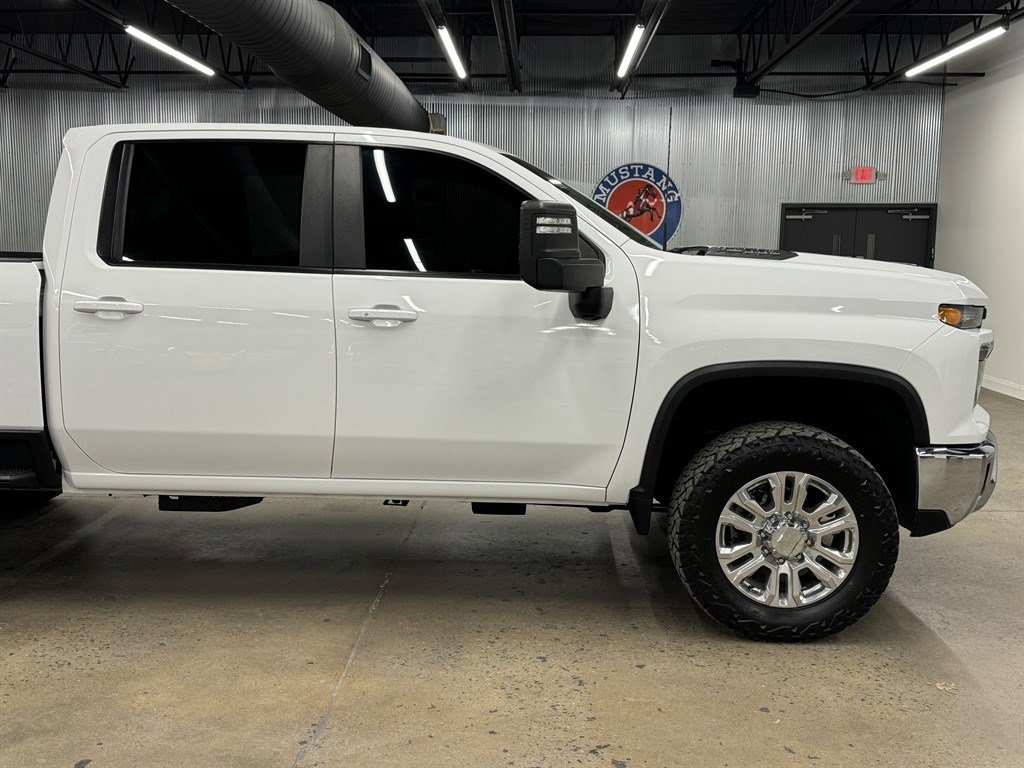 Used 2024 Chevrolet Silverado 2500 LT w/ All Star Edition image 18