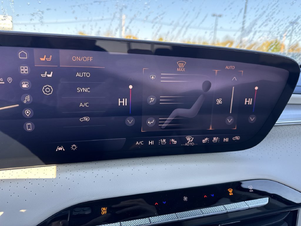 New 2026 Buick Enclave Avenir w/ Super Cruise Package FWD image 19