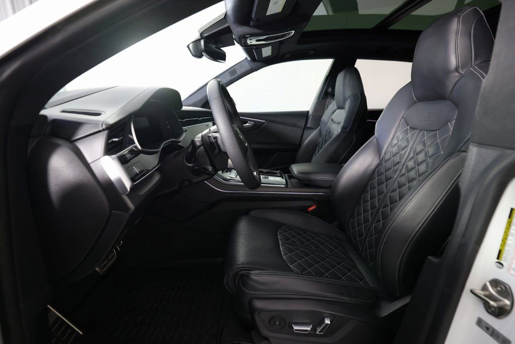 Used 2024 Audi SQ8 Prestige AWD/4WD image 15