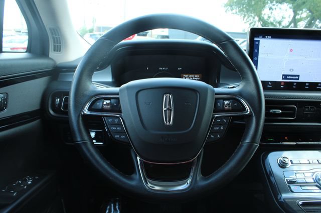 Used 2023 Lincoln Nautilus AWD w/ Premium Package image 23