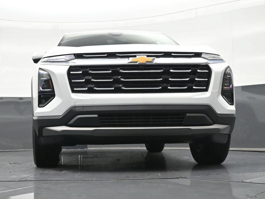 Used 2026 Chevrolet Equinox LT w/ Safety and Technology Package FWD image 32