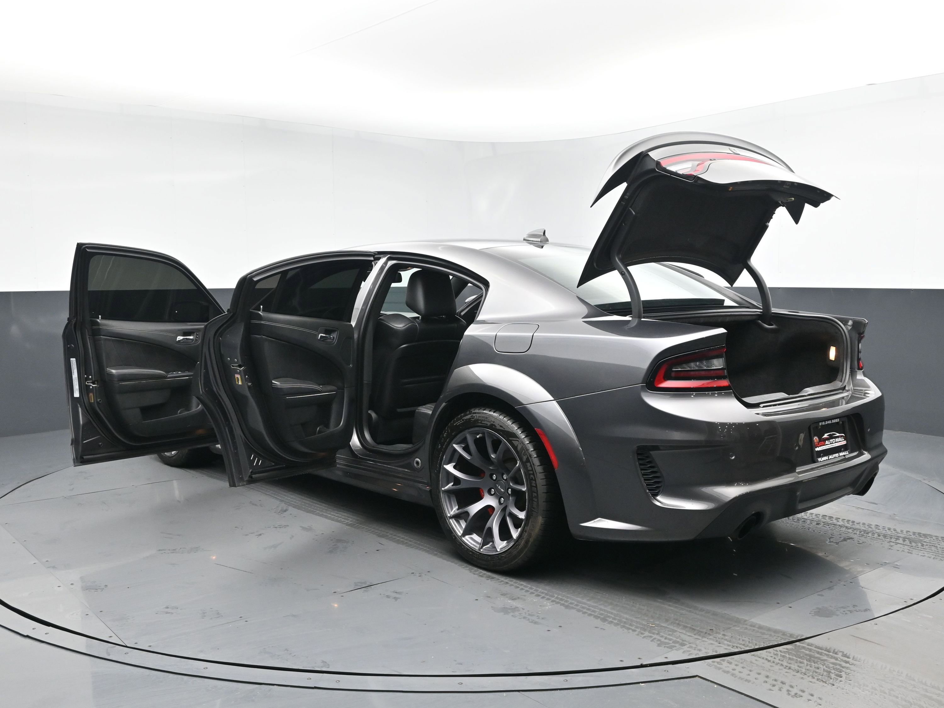 Used 2022 Dodge Charger SRT Hellcat w/ Harman/Kardon Audio Group image 27