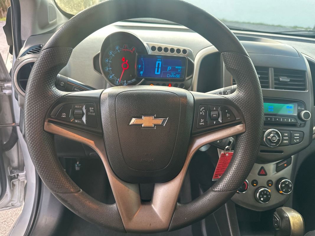 Used 2014 Chevrolet Sonic LT image 18