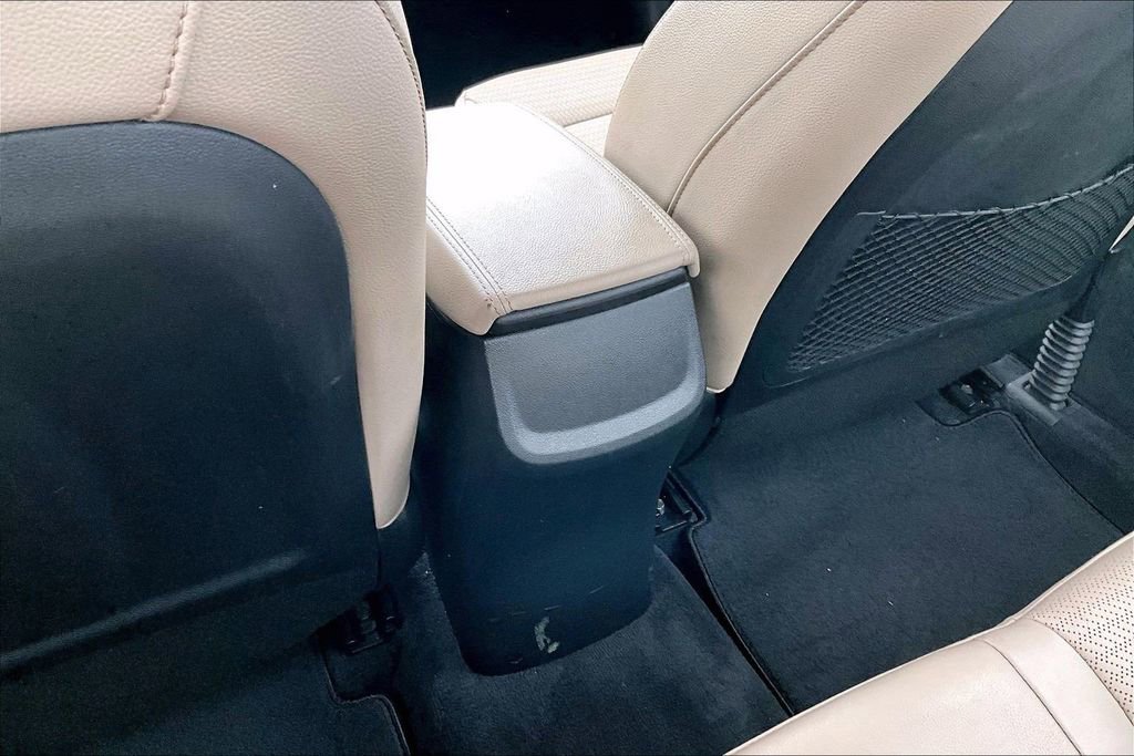 Used 2018 Hyundai Elantra Limited w/ Cargo Package image 25