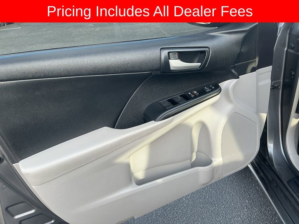 Used 2014 Toyota Camry LE FWD image 9