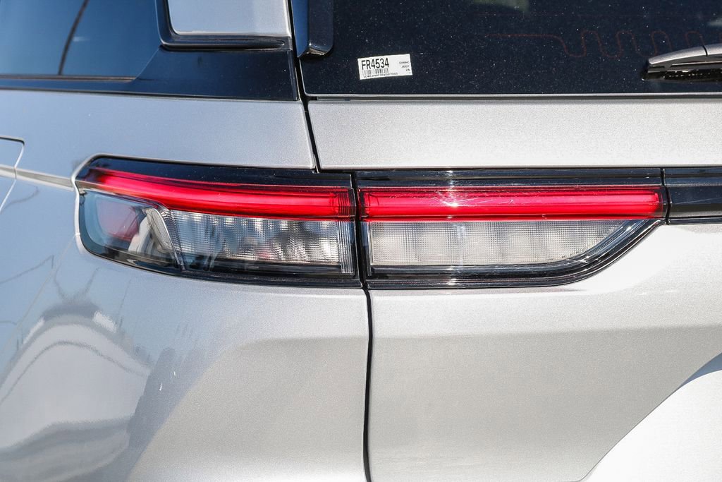 Certified 2024 Jeep Grand Cherokee Altitude image 10