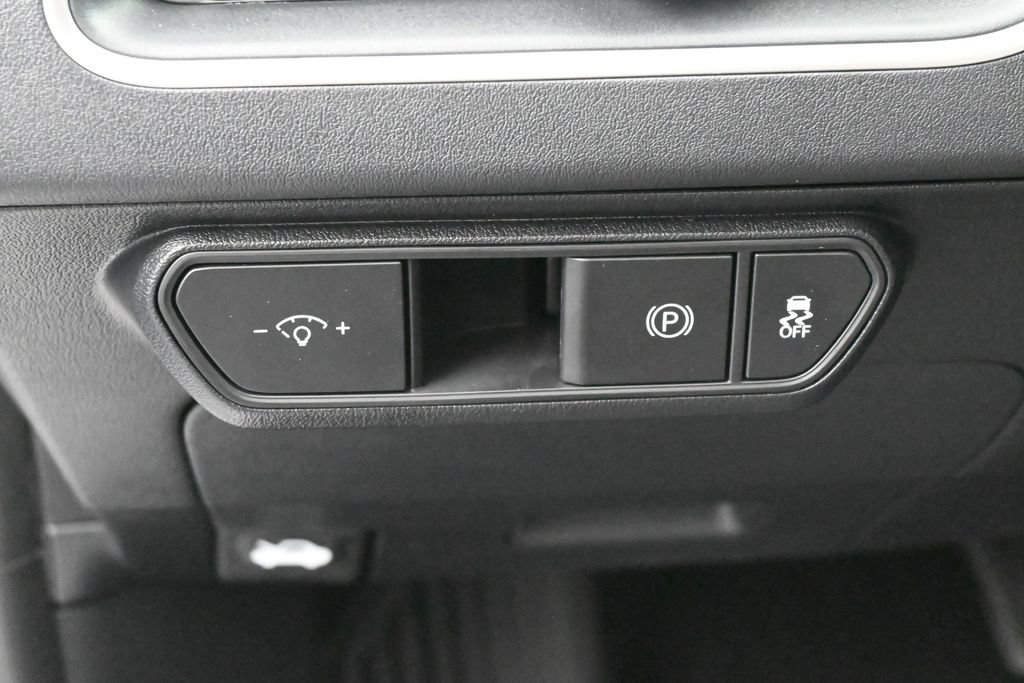 Used 2026 Kia K4 FWD image 16
