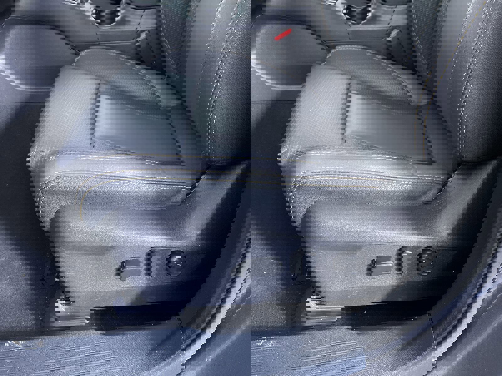 Used 2022 Subaru Outback Wilderness image 13