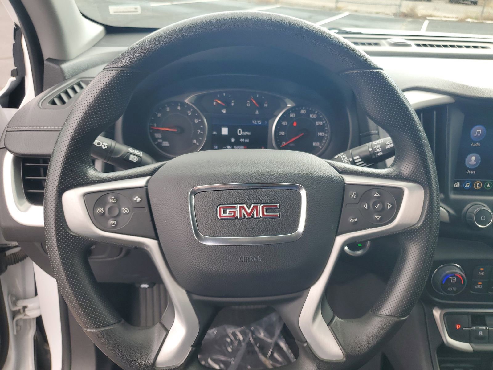 Used 2024 GMC Terrain SLE w/ Driver Convenience Package image 10