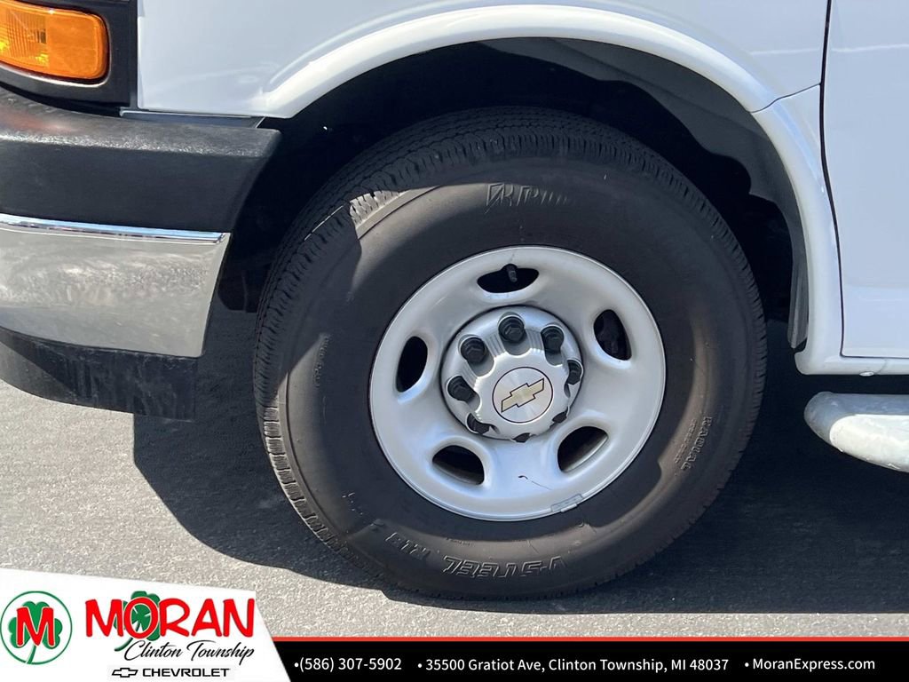 Used 2024 Chevrolet Express 2500 w/ Driver Convenience Package image 11