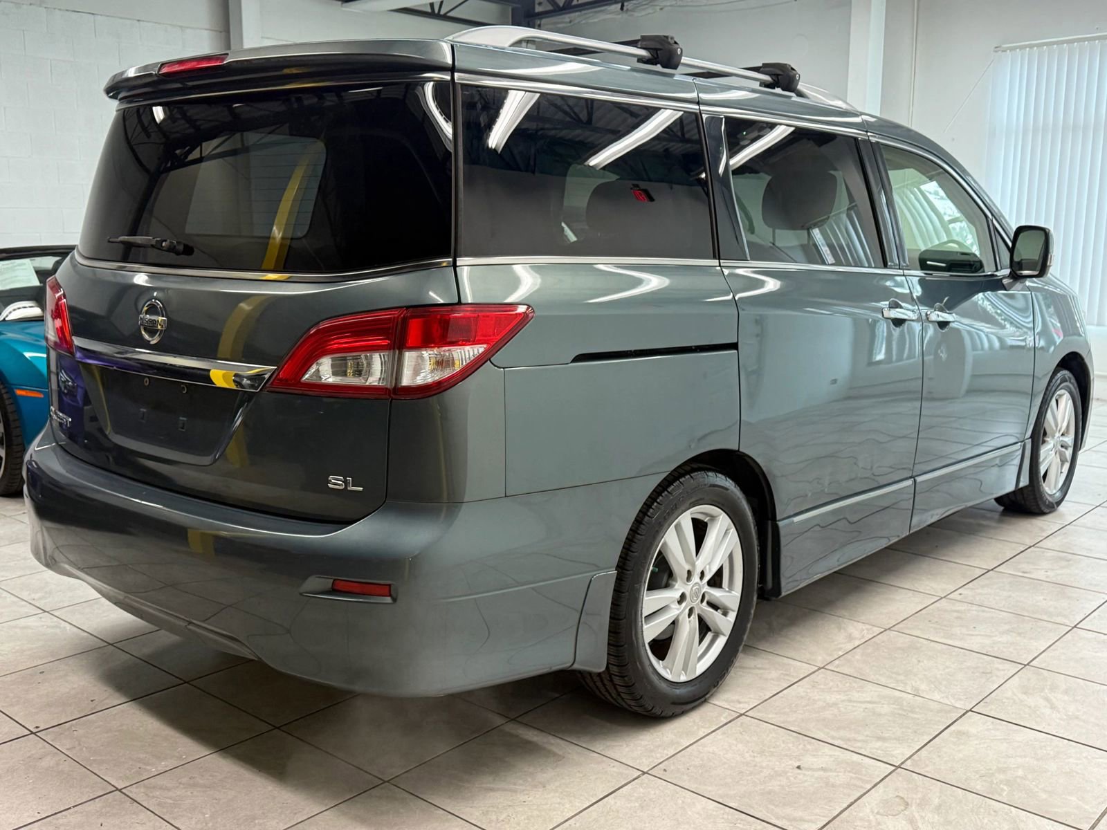 Used 2013 Nissan Quest SL image 9