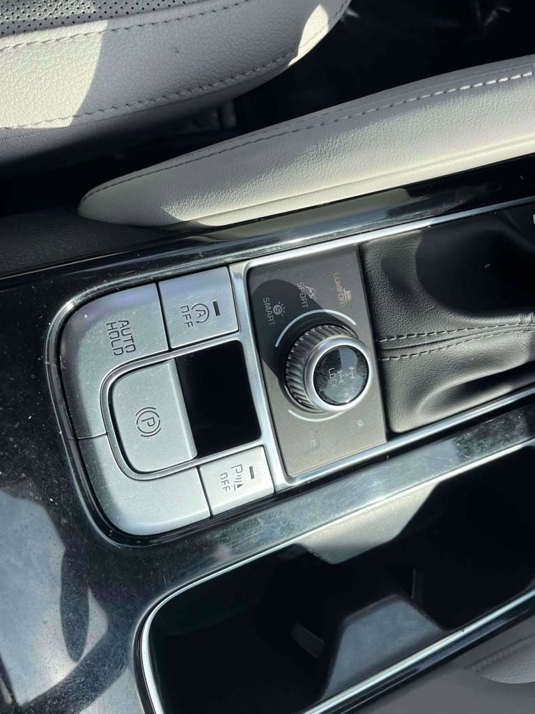 Used 2022 Kia Telluride EX image 22