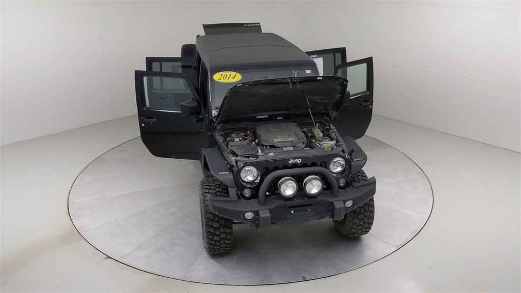 Used 2014 Jeep Wrangler Unlimited Rubicon w/ Connectivity Group image 43
