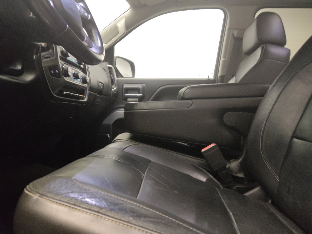 Used 2018 Chevrolet Silverado 1500 LTZ Z71 w/ Midnight Edition AWD/4WD image 17