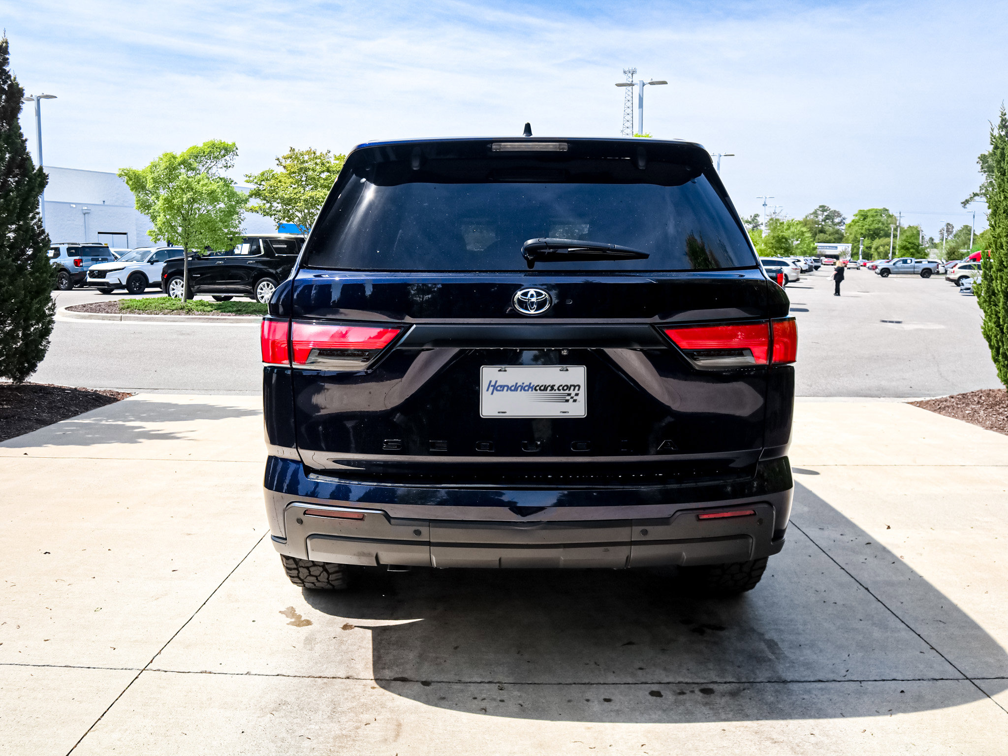 Used 2024 Toyota Sequoia SR5 w/ SR5 Premium Package AWD/4WD image 9