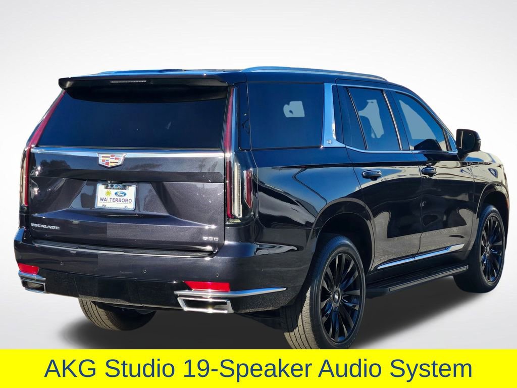 Used 2022 Cadillac Escalade Premium Luxury image 34