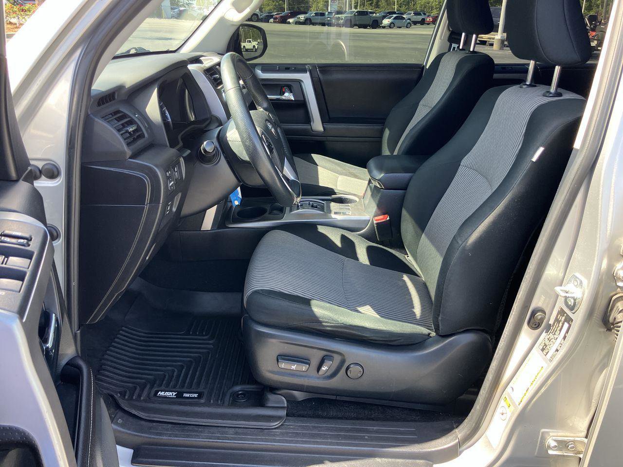 Used 2016 Toyota 4Runner SR5 image 13