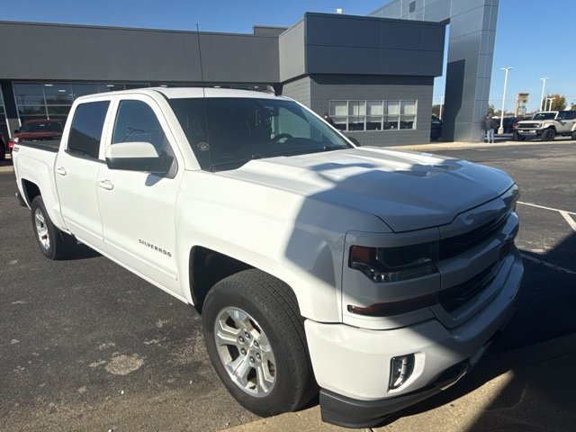 Used 2017 Chevrolet Silverado 1500 LT w/ All Star Edition AWD/4WD image 26