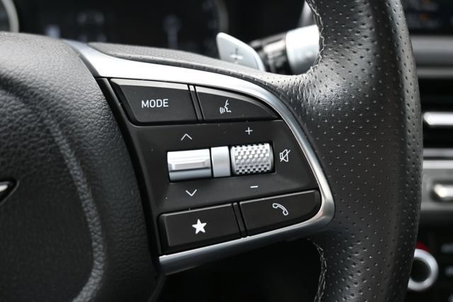 Used 2024 Genesis G70 2.5T AWD/4WD image 37