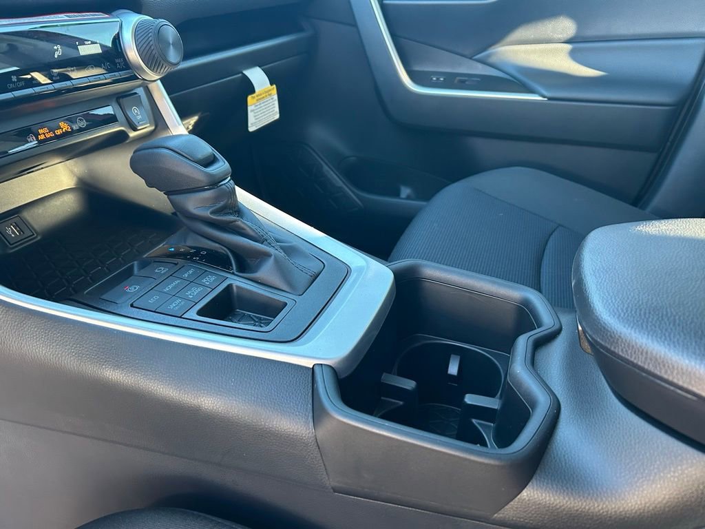 New 2025 Toyota RAV4 LE image 18