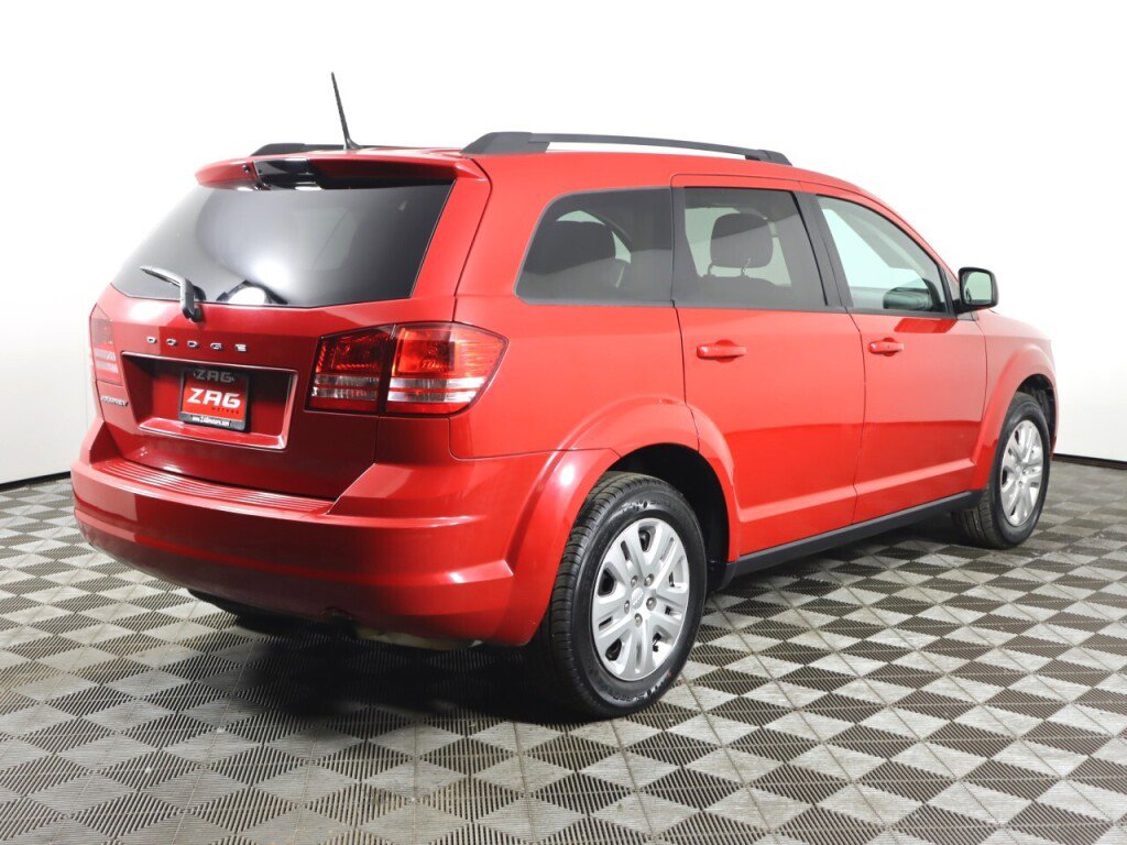 Used 2019 Dodge Journey SE image 5