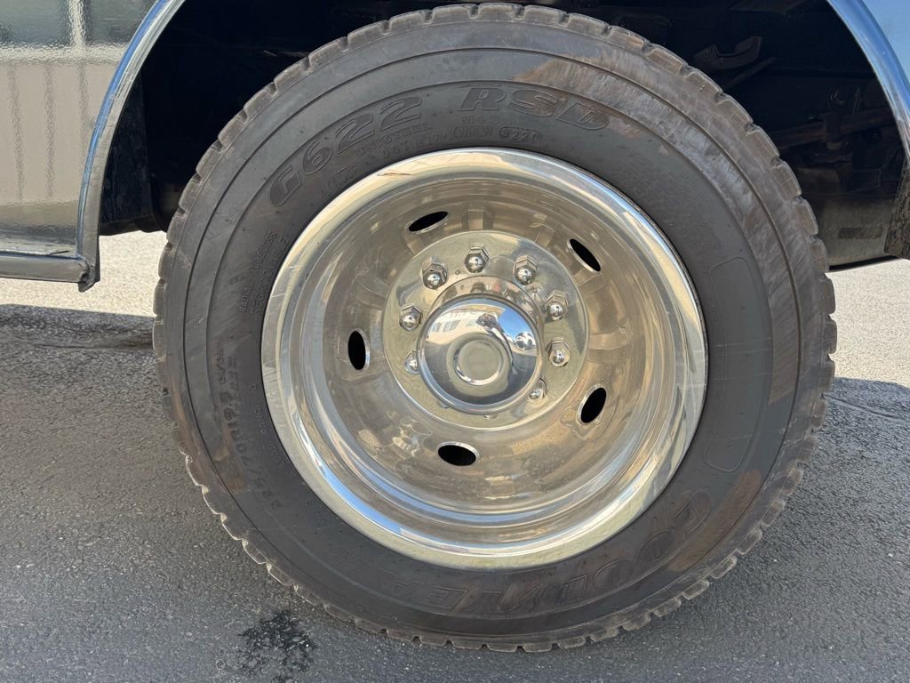 Used 2016 Ford F550 4x4 Crew Cab Super Duty image 24