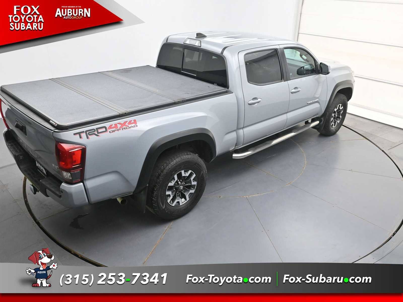 Used 2019 Toyota Tacoma TRD Off-Road w/ Technology Package AWD/4WD image 28